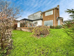 Photo 10- click for photo gallery